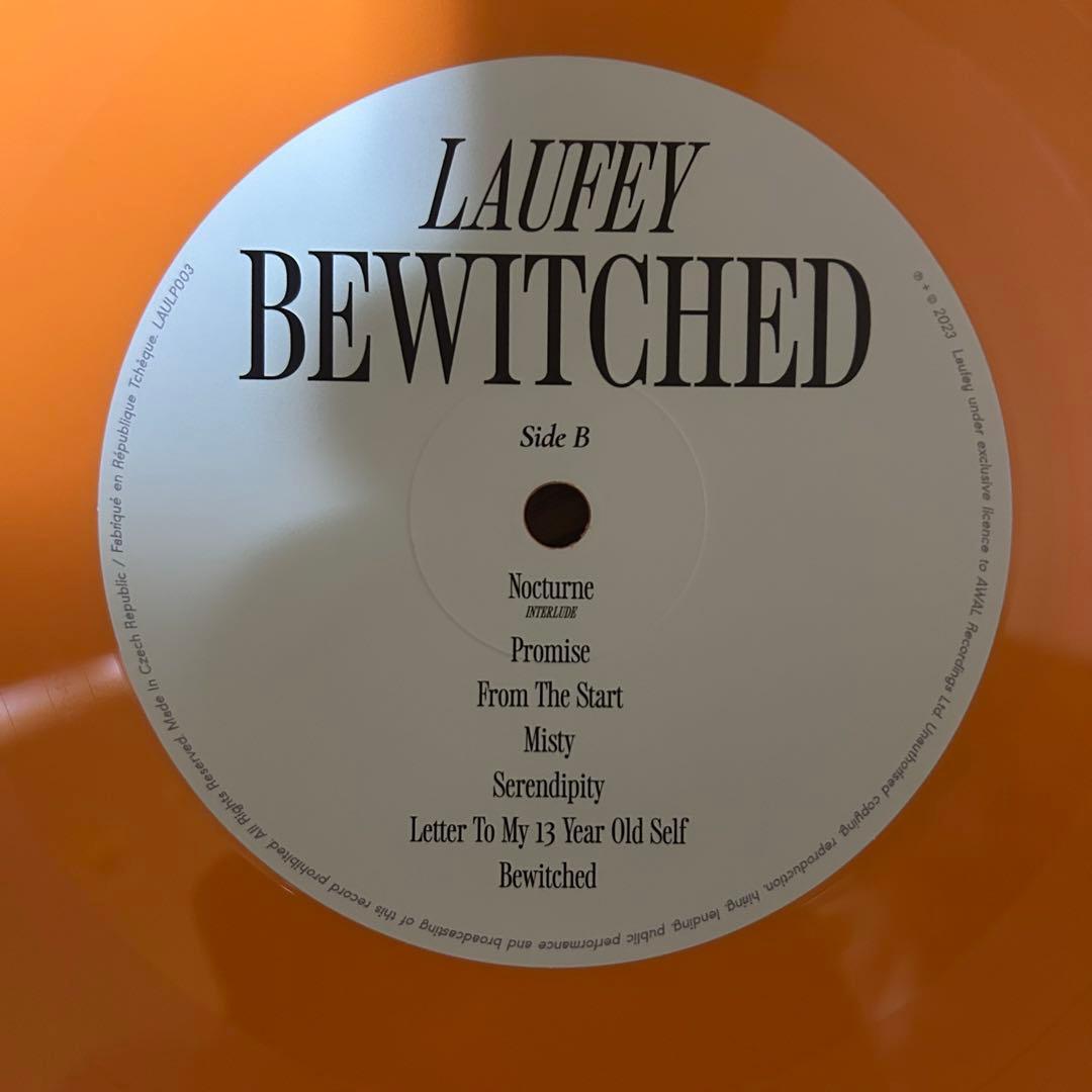 Laufey / Bewitched アナログLP レコード アルバム