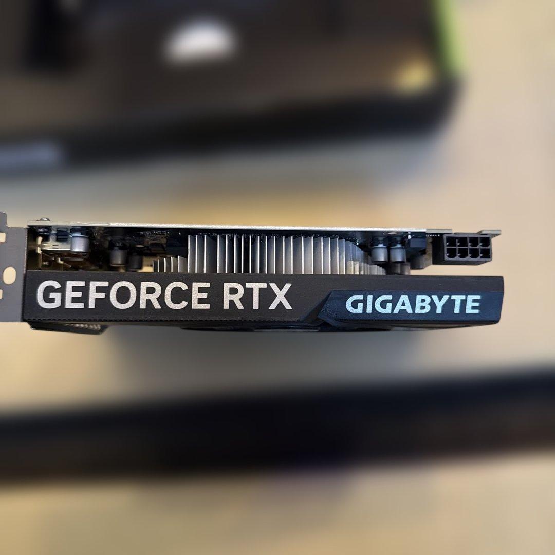 グラフィックボード・グラボ・ビデオカード GIGABYTE RTX 4060 D6 8G