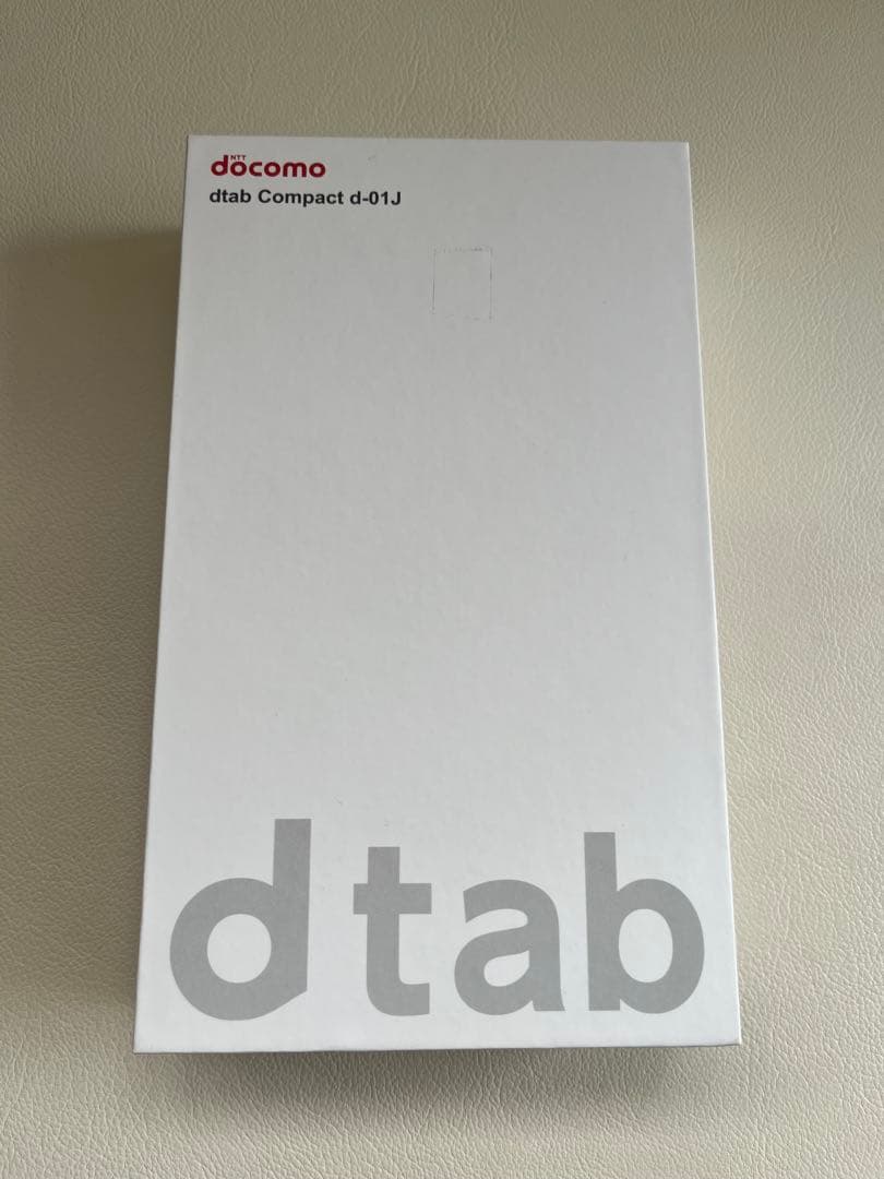 dtab Compact d-01J Silver/未使用品