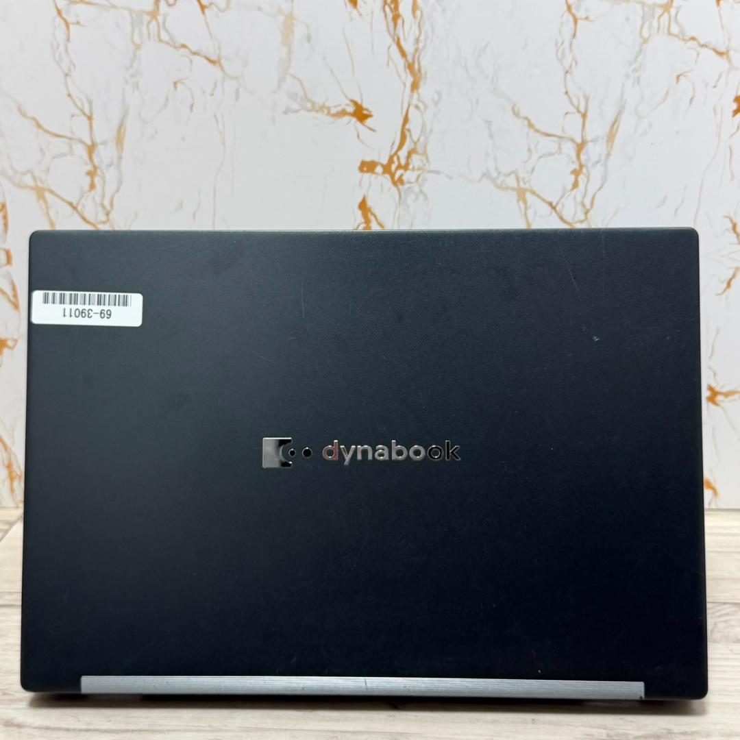 dynabook G83HU 第11世代i5 16GB SSD25 オフィス搭載