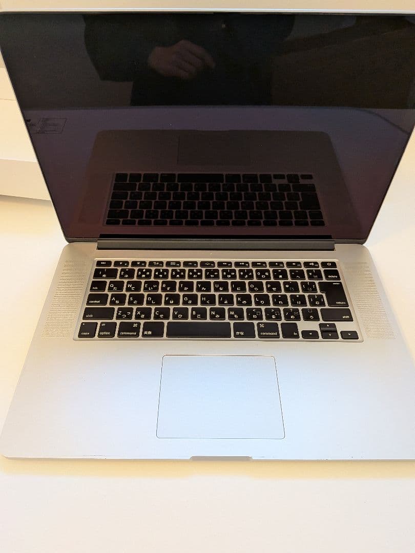 macbook pro 15インチ