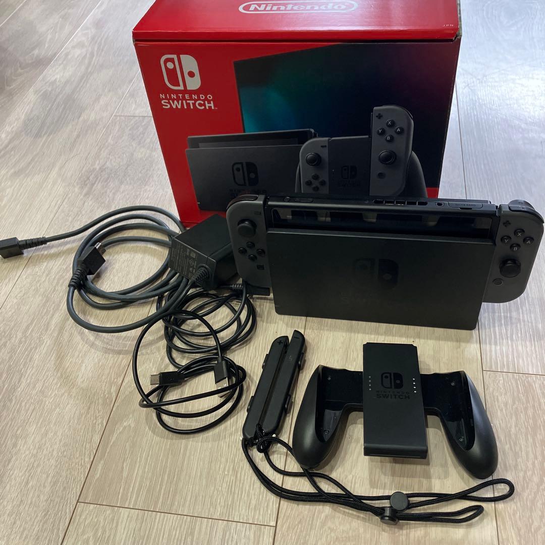 美品　Nintendo Switch 本体　グレー
