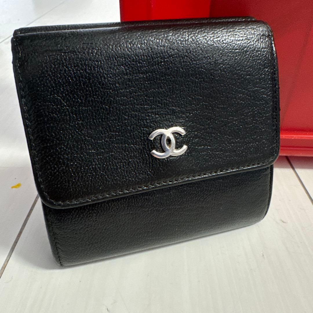 正規品　CHANELココマーク二つ折り財布ブラック