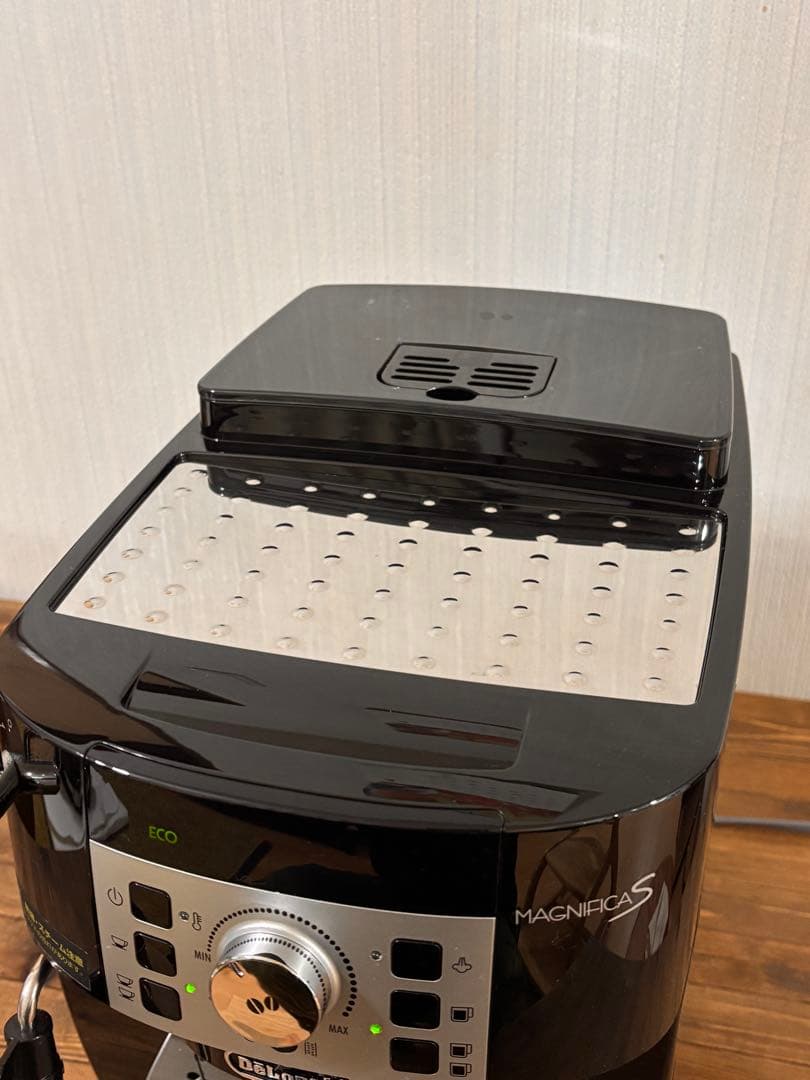De'Longhi 全自動コーヒーマシン マグニフィカS ECAM22112B