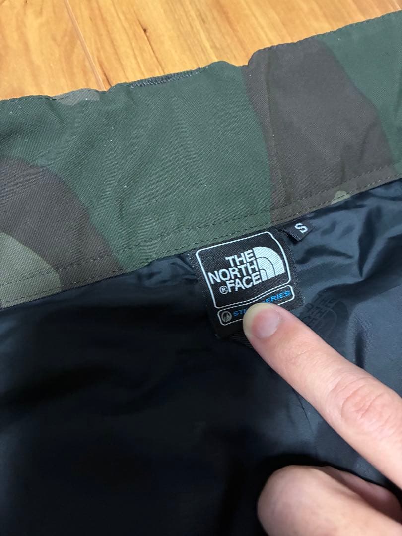 THE NORTH FACE DULUX TAPARED PANT 　カモフラ