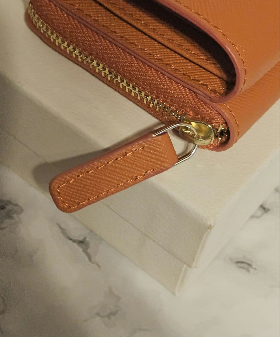 新品未使用✨agnès b. アニエスベーオレンジ 三つ折り財布 箱付き