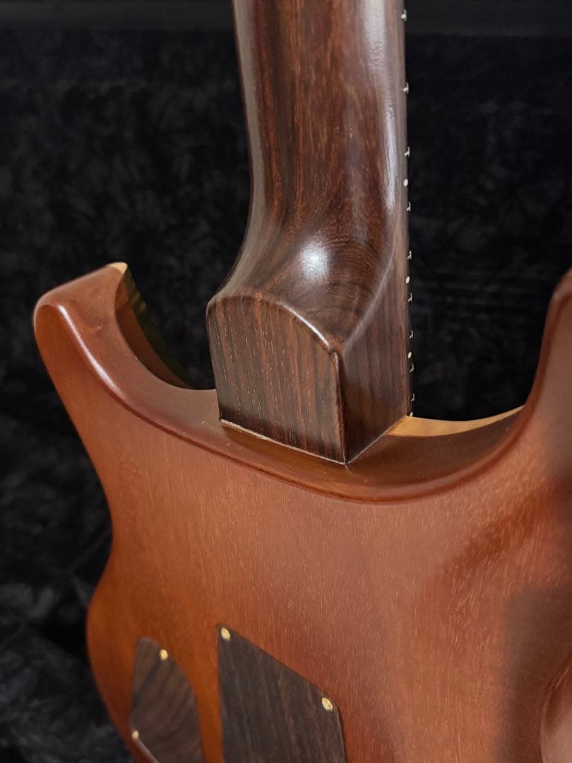 PRS McCarty Japan Limitedハカランダ