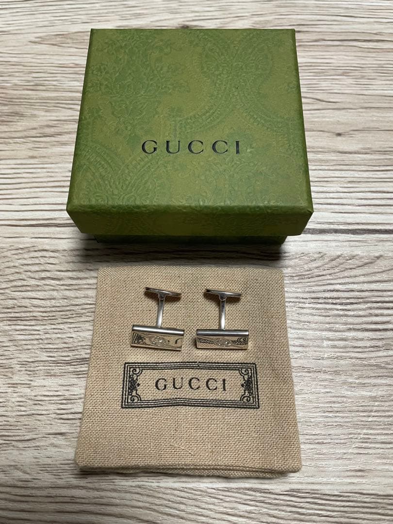GUCCI シルバー カフリンクス 付属品あり
