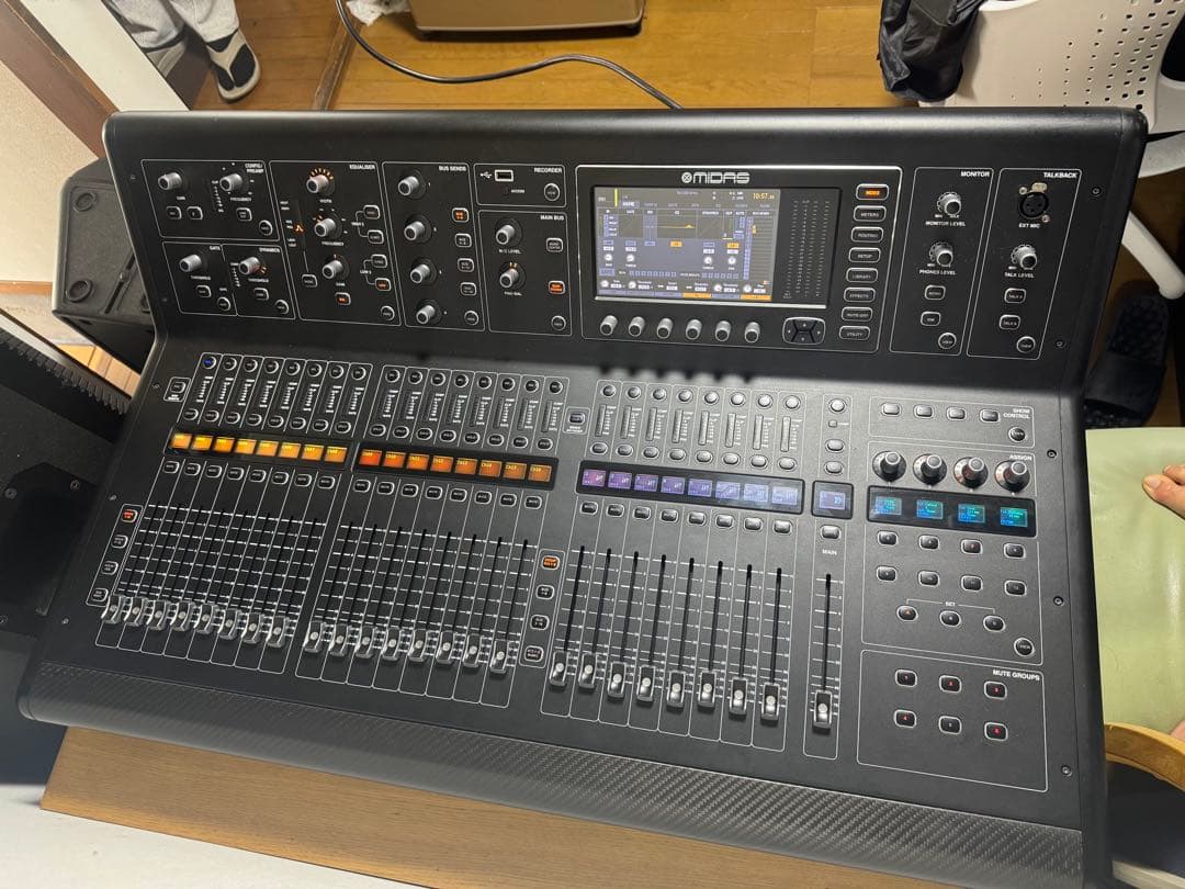 MIDAS マイダス M32 LIVE デジタルミキサー