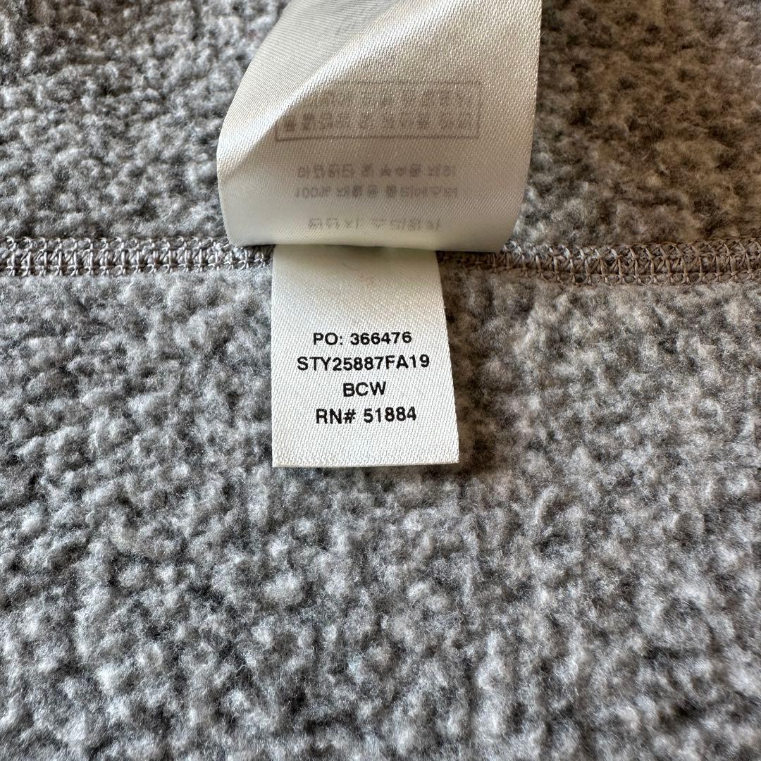 【美品】patagonia フリースベスト グレー　EY刺繍