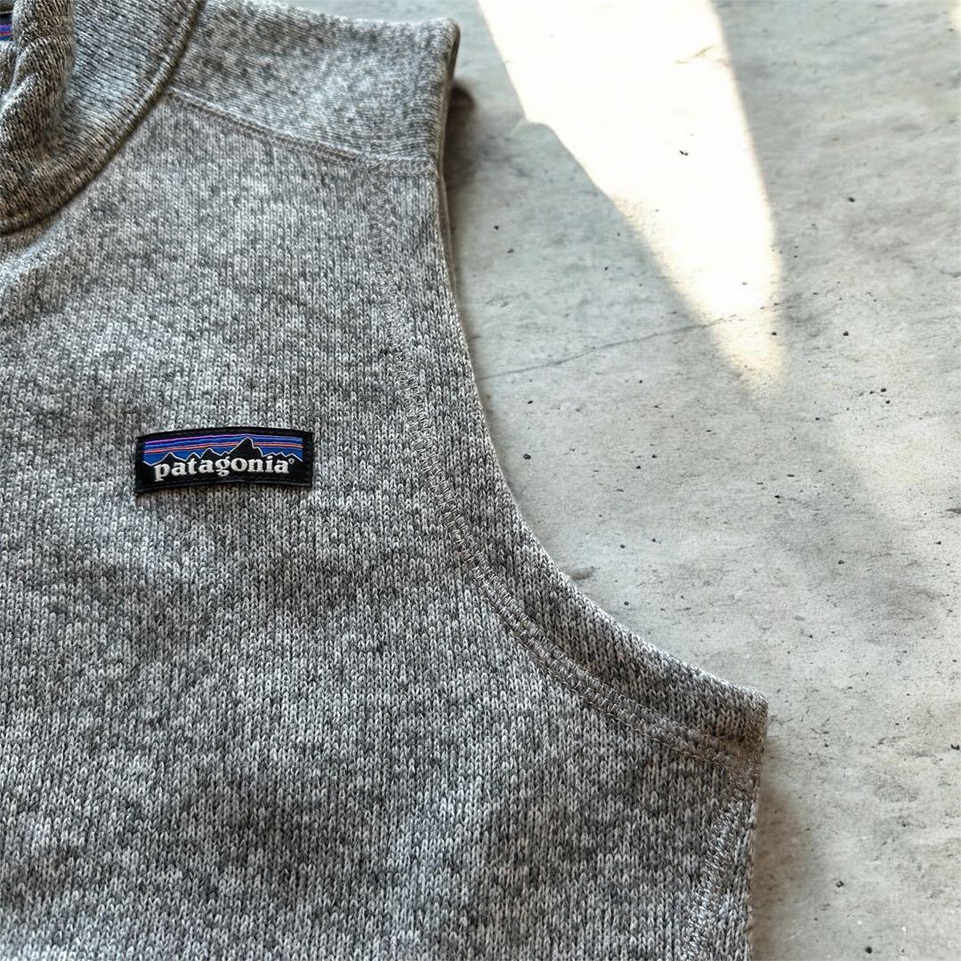 【美品】patagonia フリースベスト グレー　EY刺繍