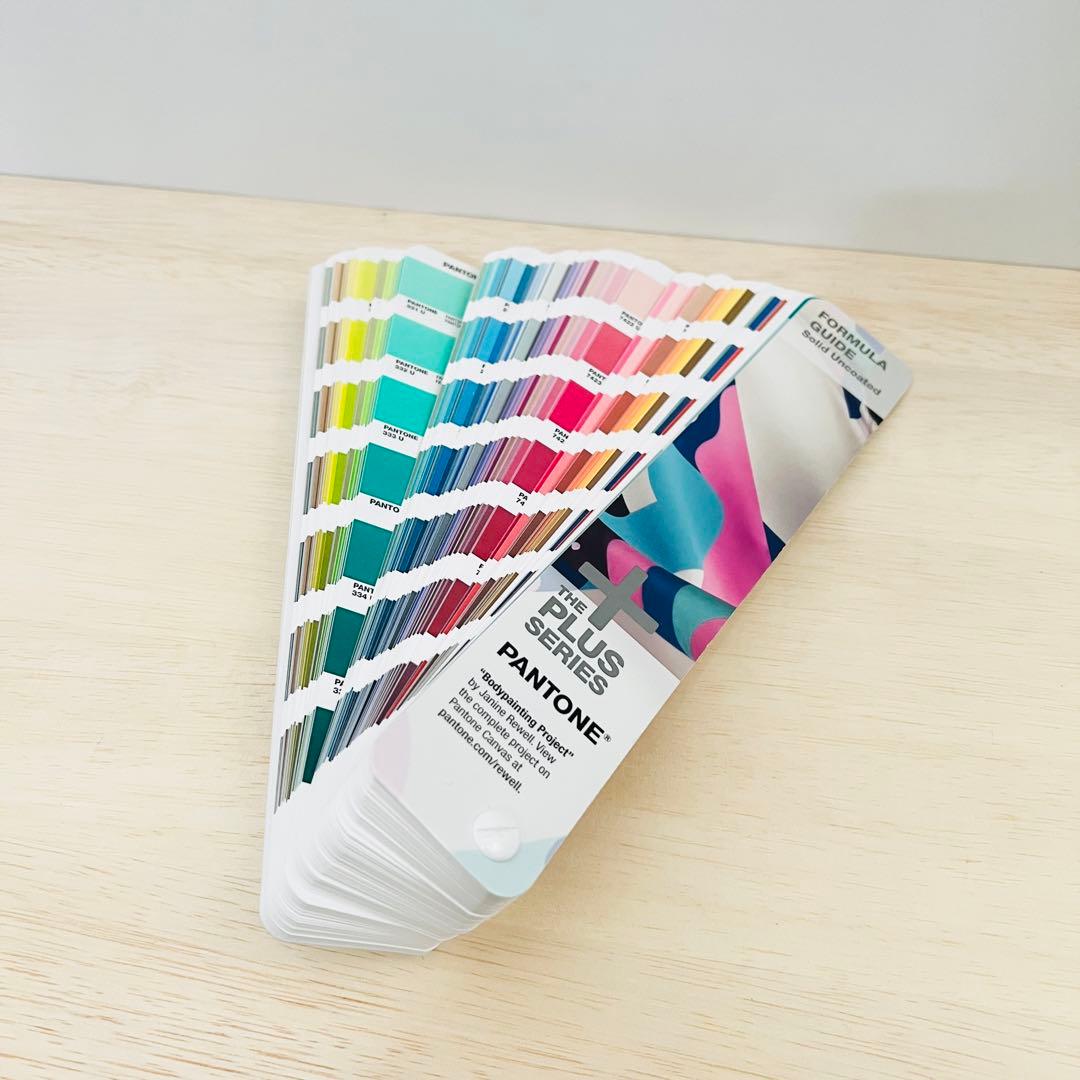【未使用‼️】PANTONE PLUS Formula Guideパントン 2冊組