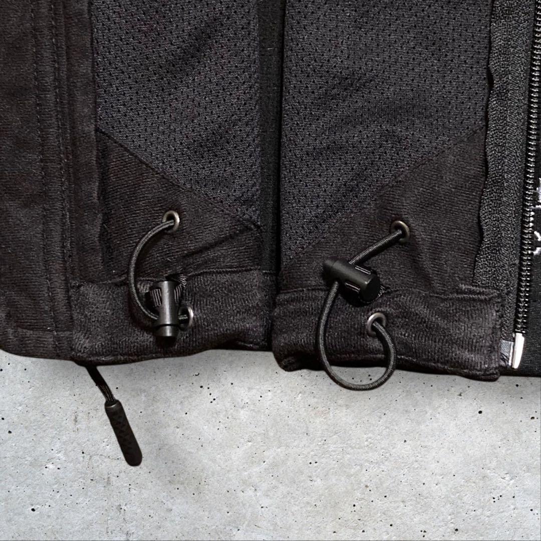 〈ザ・ノースフェイス〉ナイロンベスト　L 黒　企業ロゴ　美品　人気カラー　f