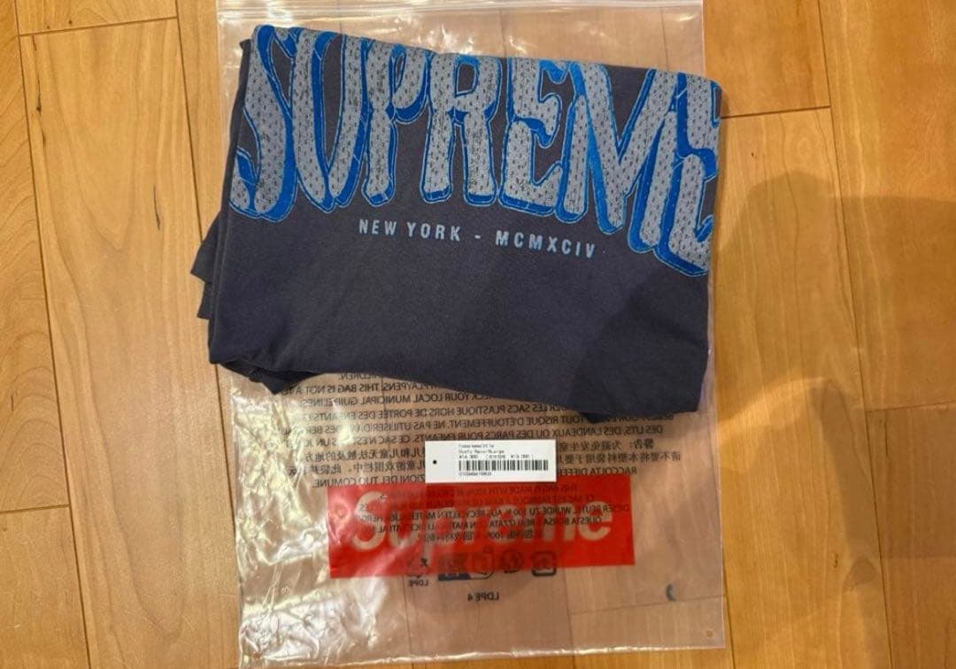 Supreme ダークグレー Tシャツ