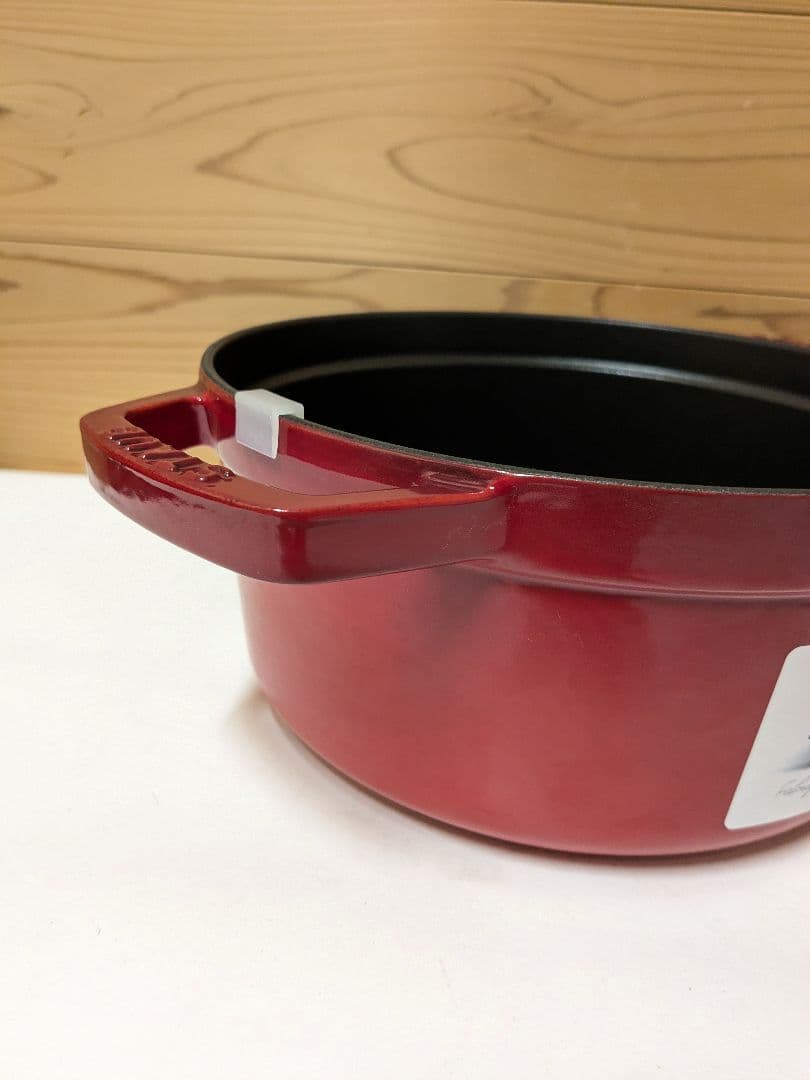 【極美品】Staub　ストウブ　ココット・ロンド　チェリーレッド　22cm
