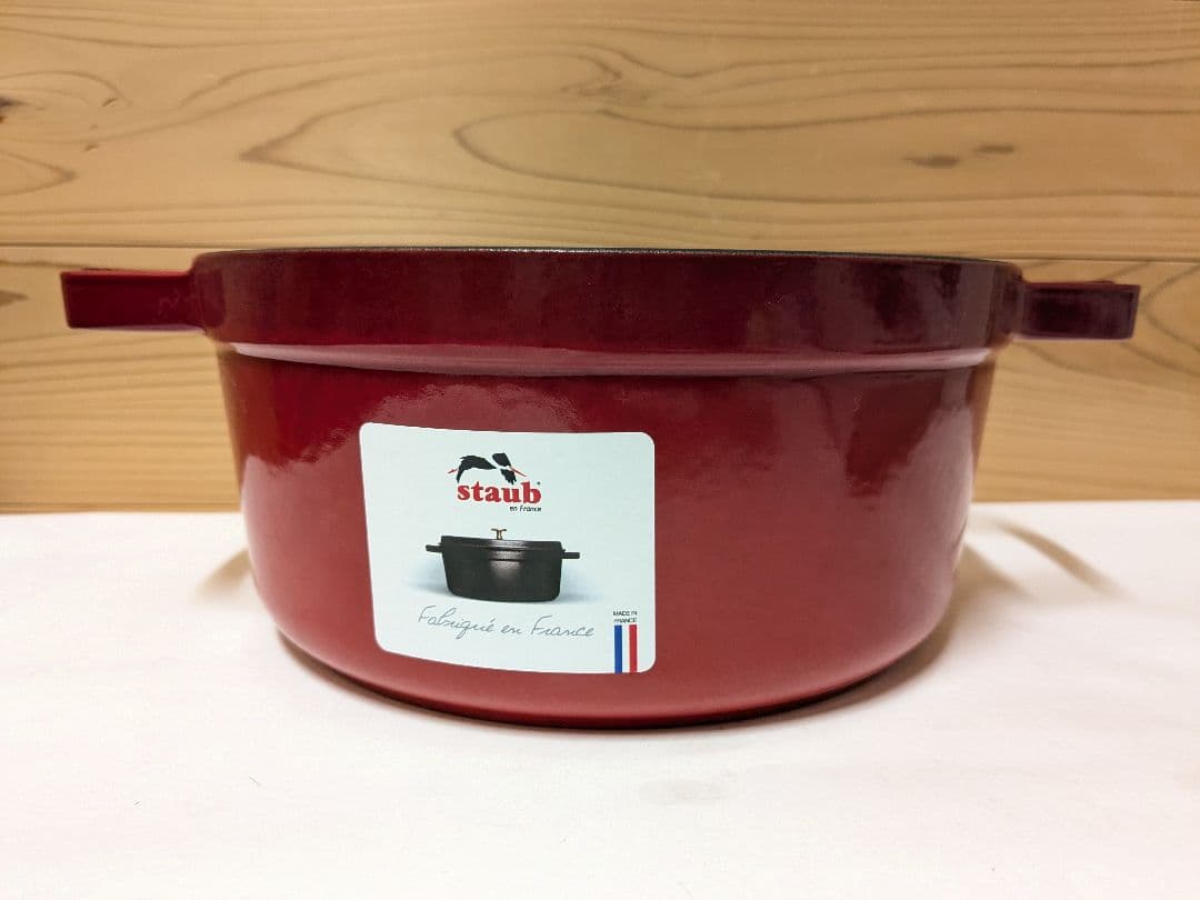 【極美品】Staub　ストウブ　ココット・ロンド　チェリーレッド　22cm