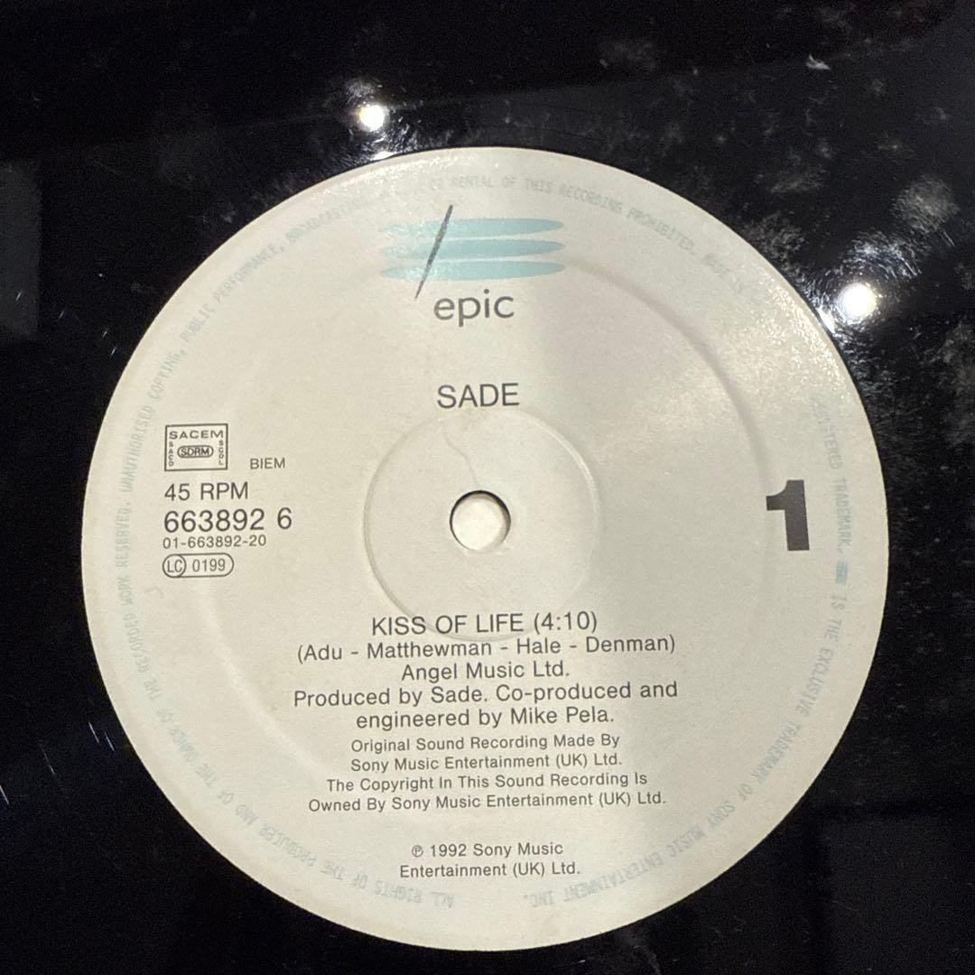 sade/kiss of life レコード