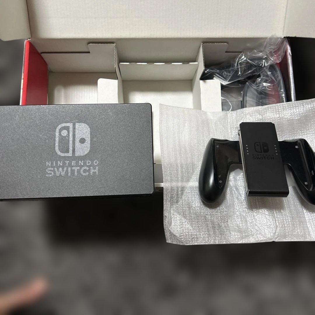 目立つ傷なし・完品Nintendo Switch 本体 (ネオンブルー/レッド)