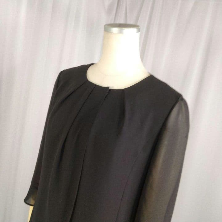 【新品未使用】7号　春秋　大人気 　ゆったり　東京ソワール　礼服　ワンピース