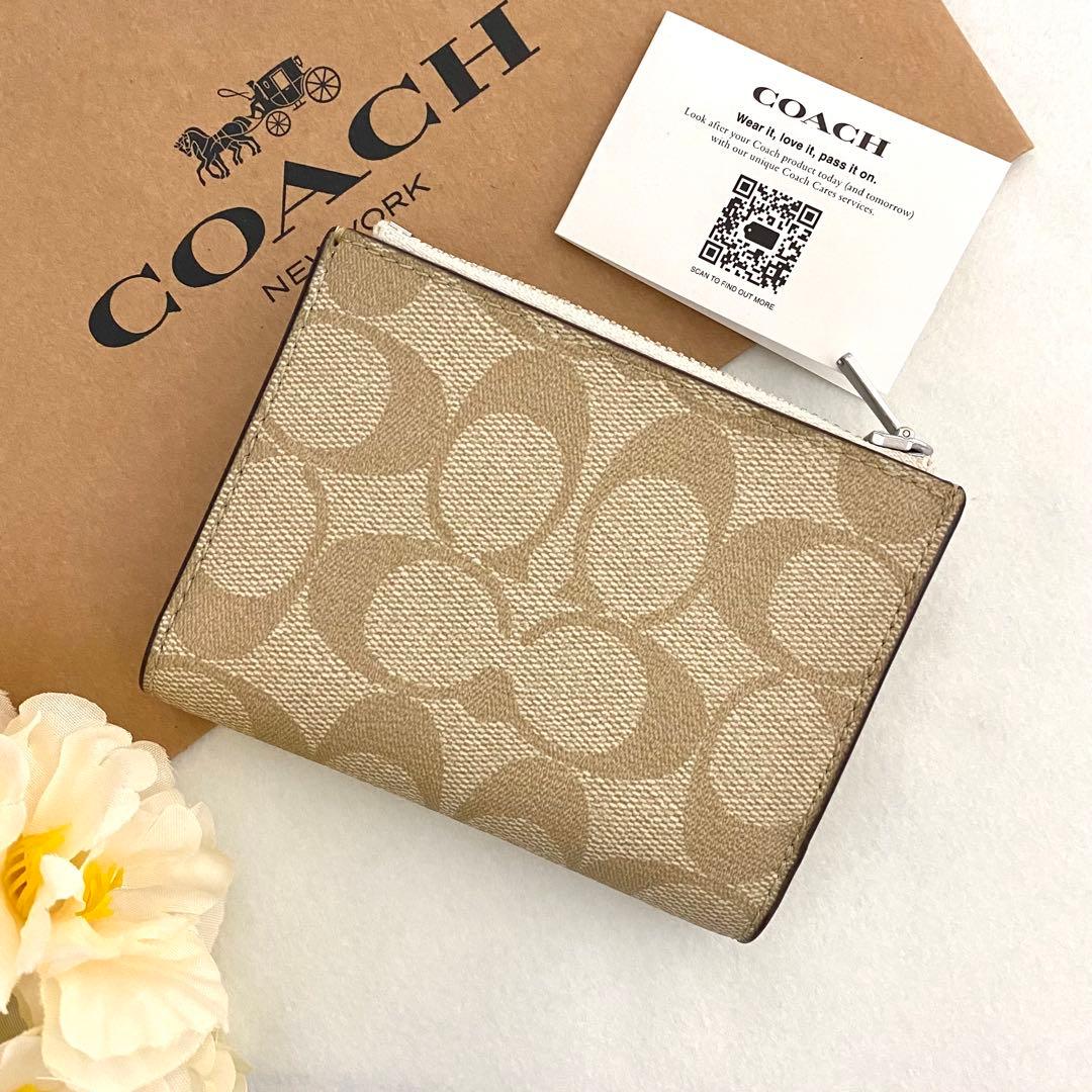 新品　正規品☆COACH コーチ　折り財布　 ホワイト　レザー 折り財布