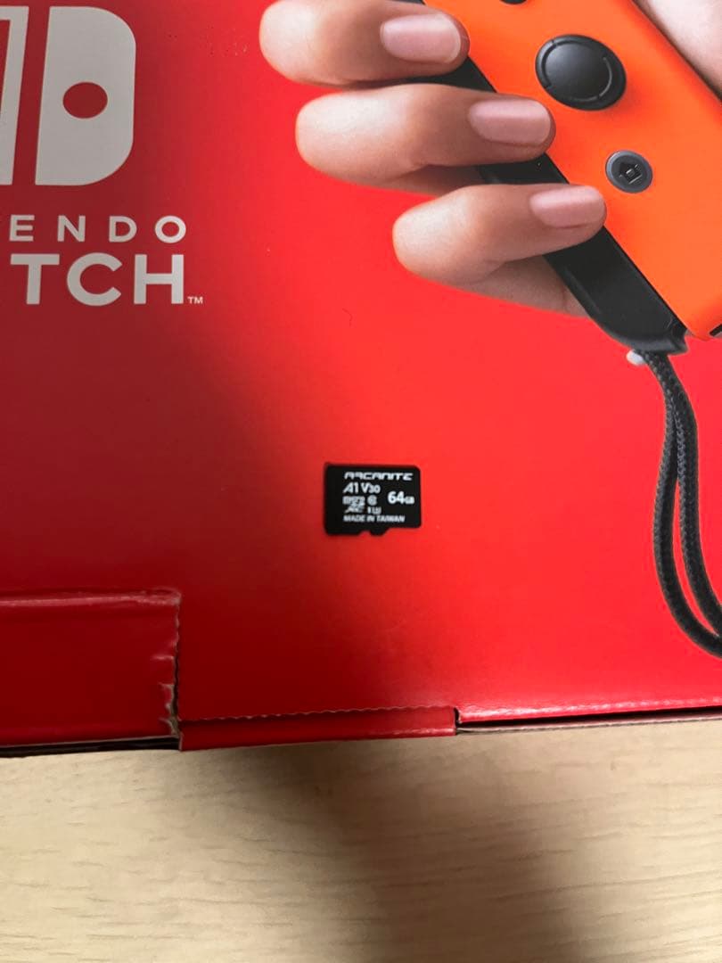 ニンテンドーSwitch　本体　通常　マイクロSD、ケース付き