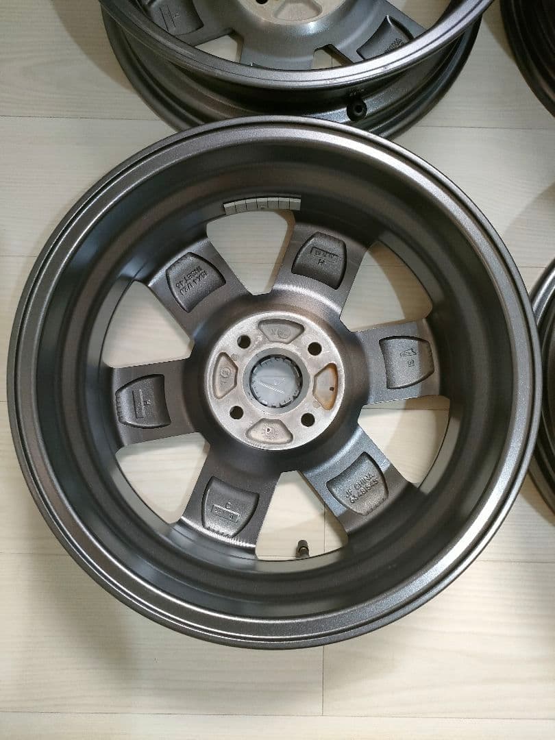 DAIHATSUタフト　純正15インチ ホイール 4個セット