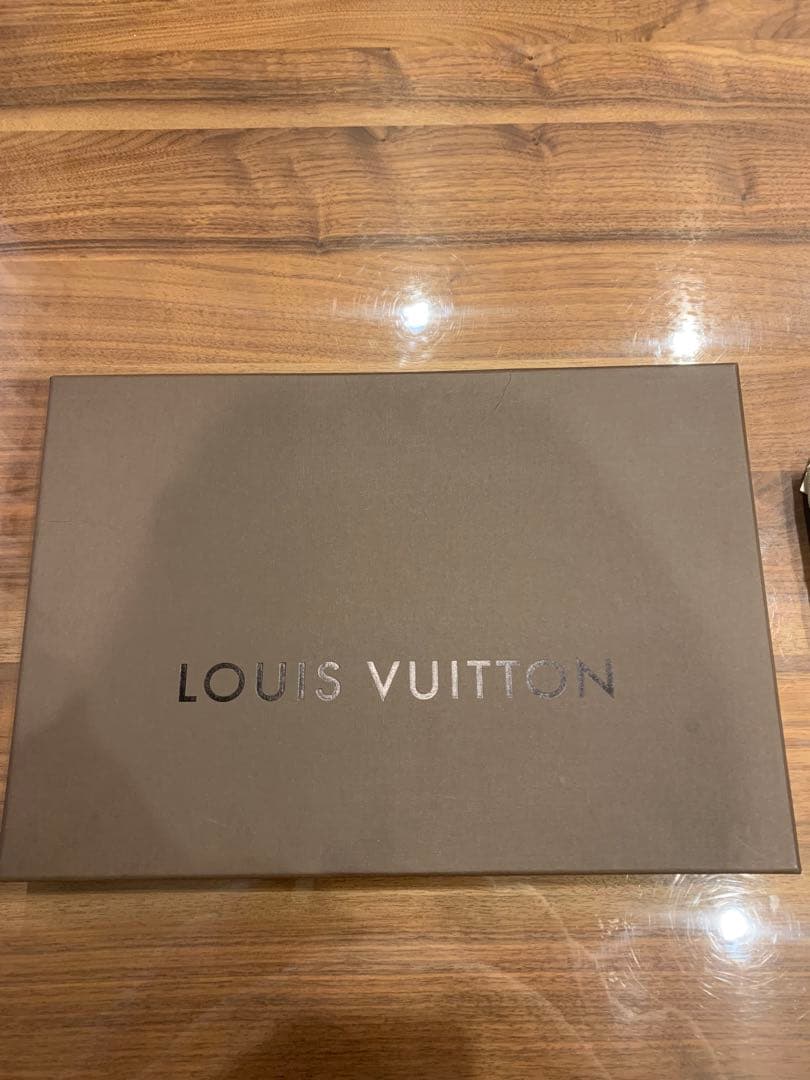 LOUIS VUITTON モノグラム シャインショール ／タグなし/箱なし