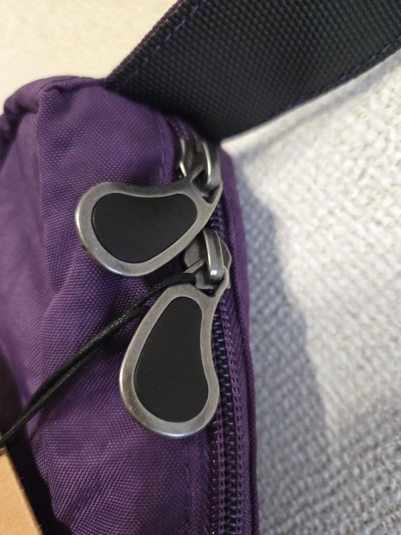 最終値下◎ 新品 HEALTHY BACK BAG ボディバッグ パープル S