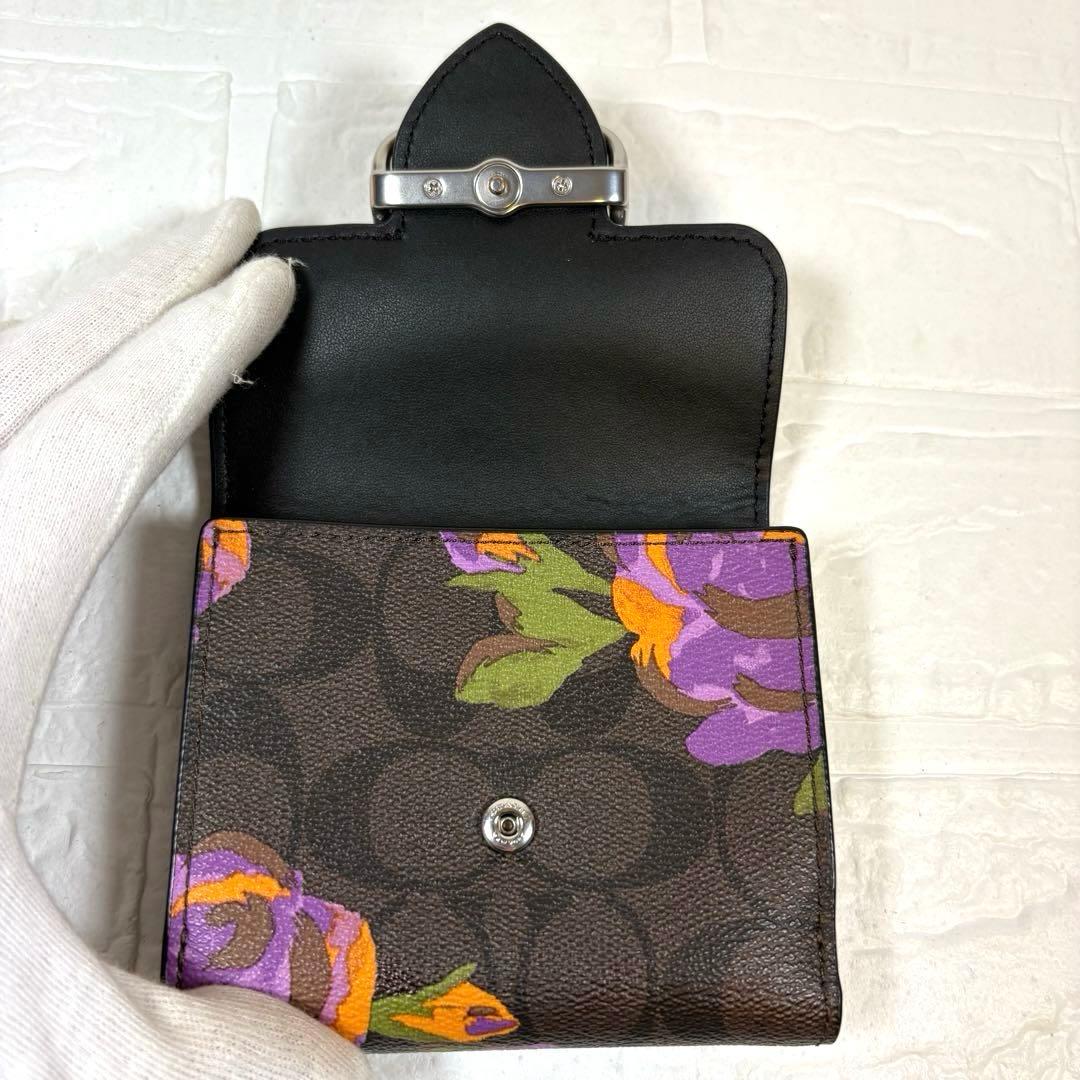 ☆COACH スモール モーガン ウォレット 花柄 三つ折り財布