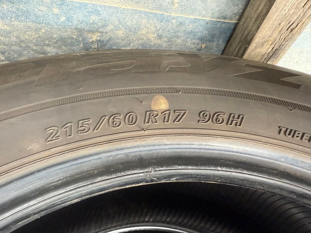 プルプル太郎ブリヂストンサマータイヤ215／60R17 96H深溝
