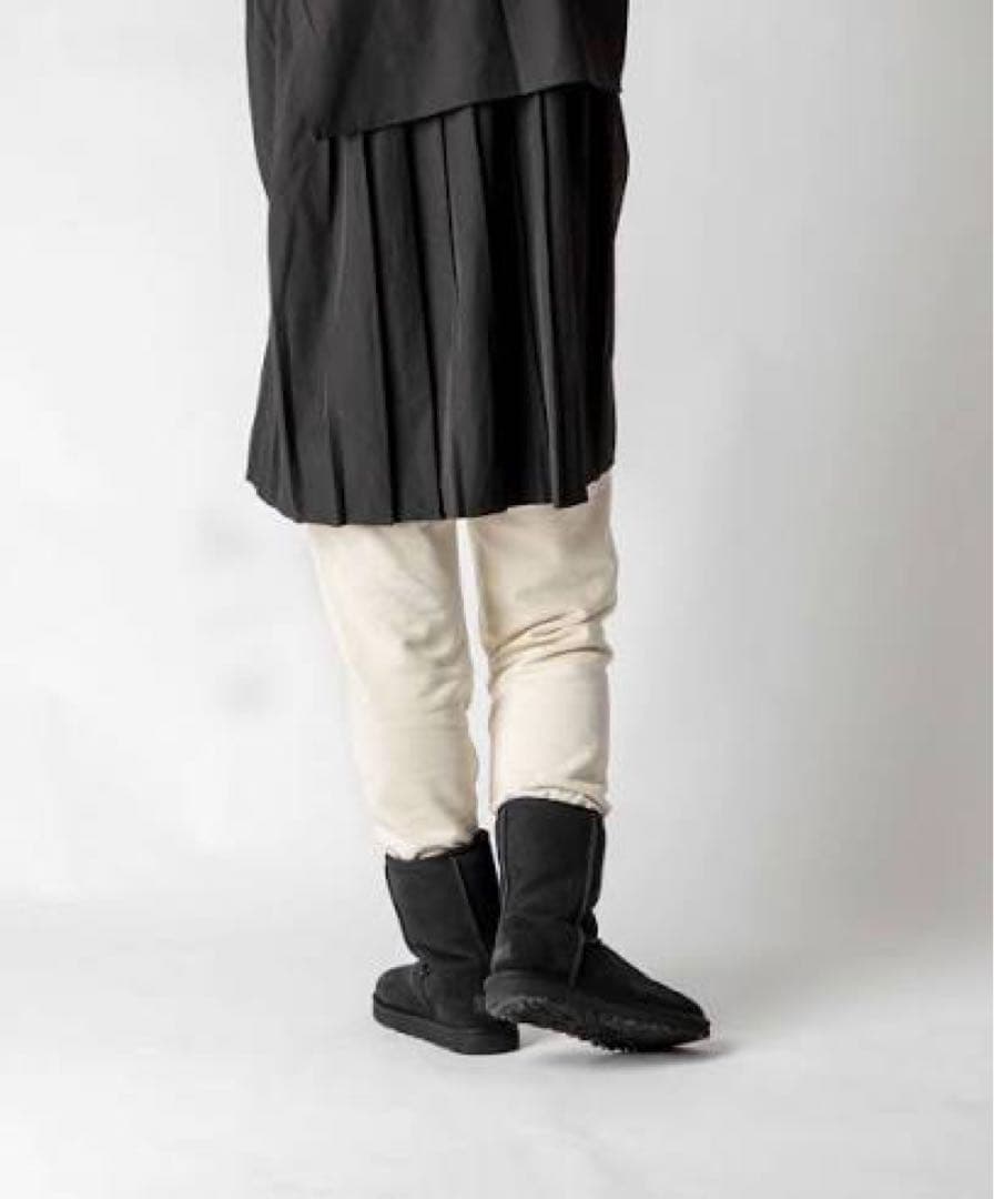 アグ UGG ムートンブーツ W CLASSIC SHORT Ⅱ ブラック 25