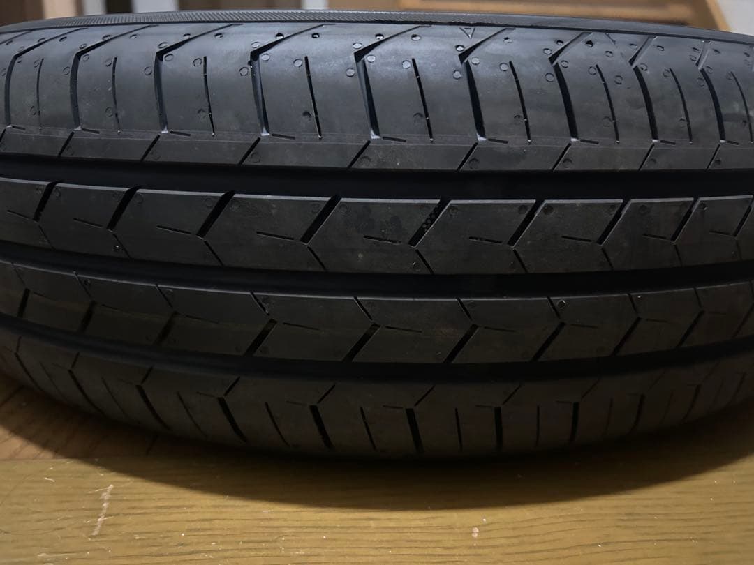 ２０２６年製ヨコハマbluearth 165/65R15のサマータイヤ4本セット