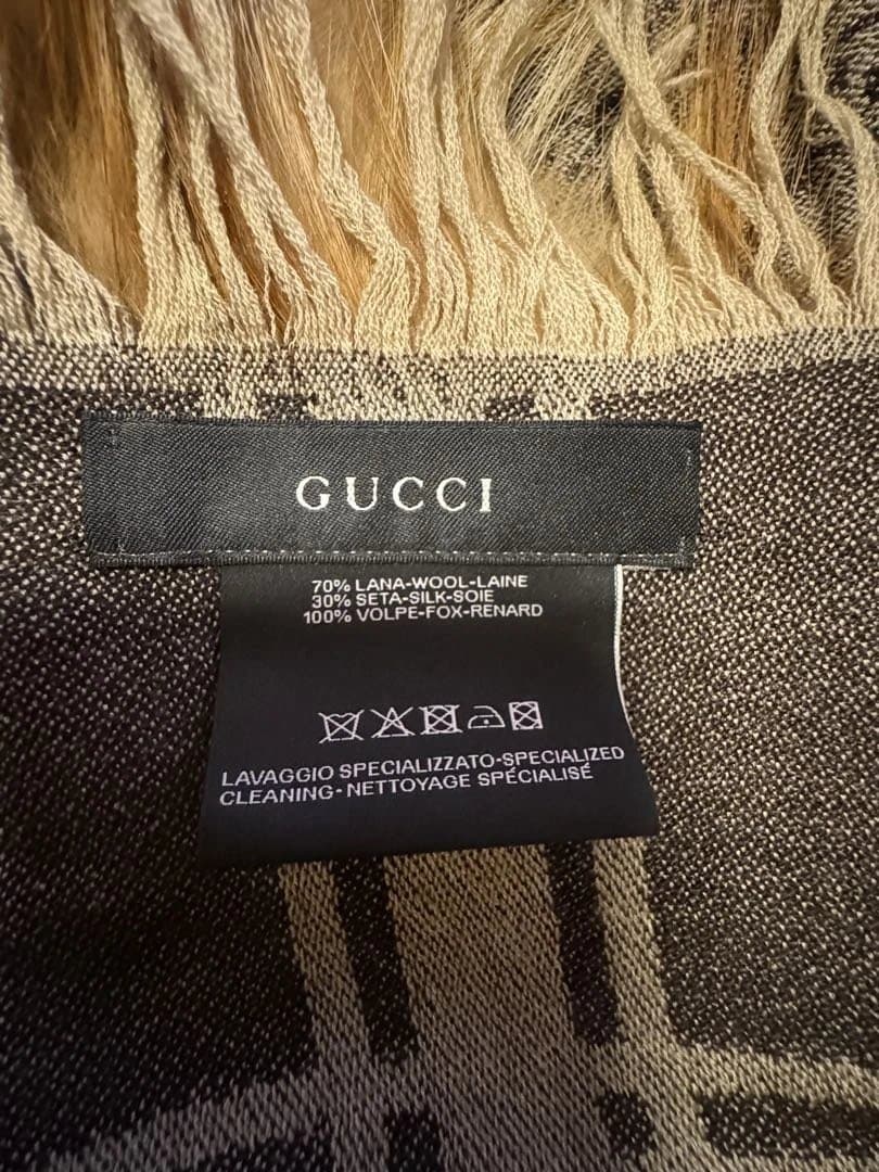 GUCCI グッチファーショール　大判ストール