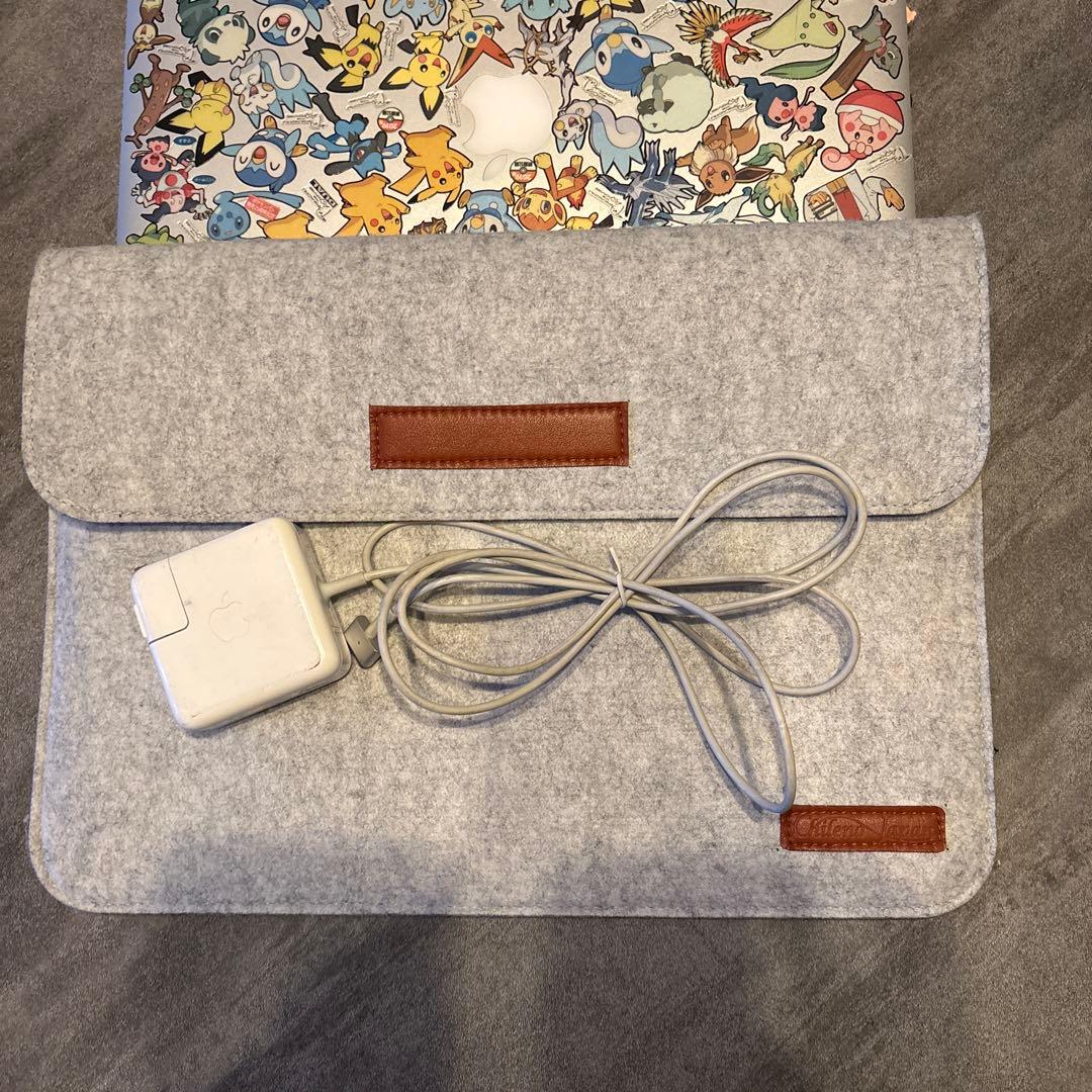 MacBook本体 MacBookAir (13-inch, Early 2014)