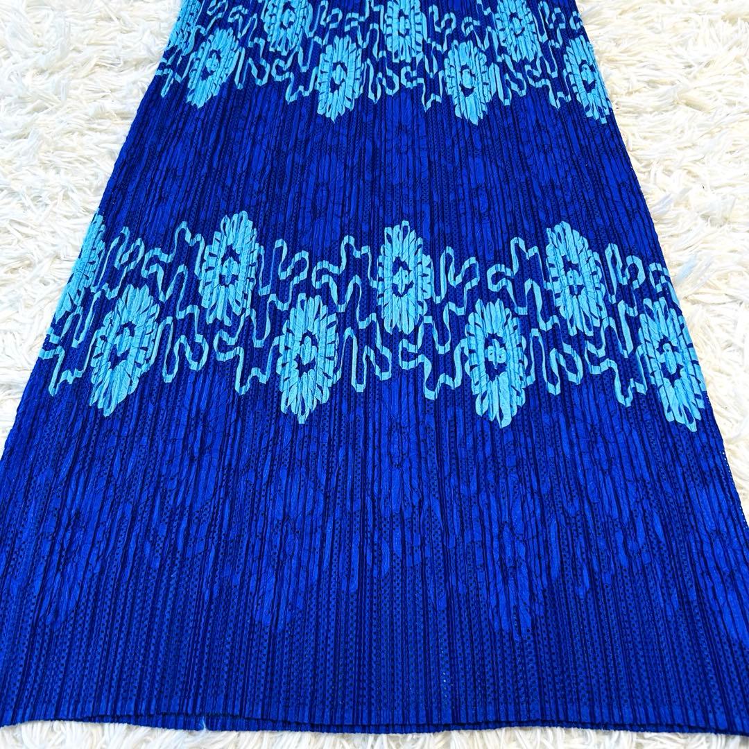 プリーツプリーズ ロングスカート 花柄 刺繍 フラワー イッセイミヤケ ブルー