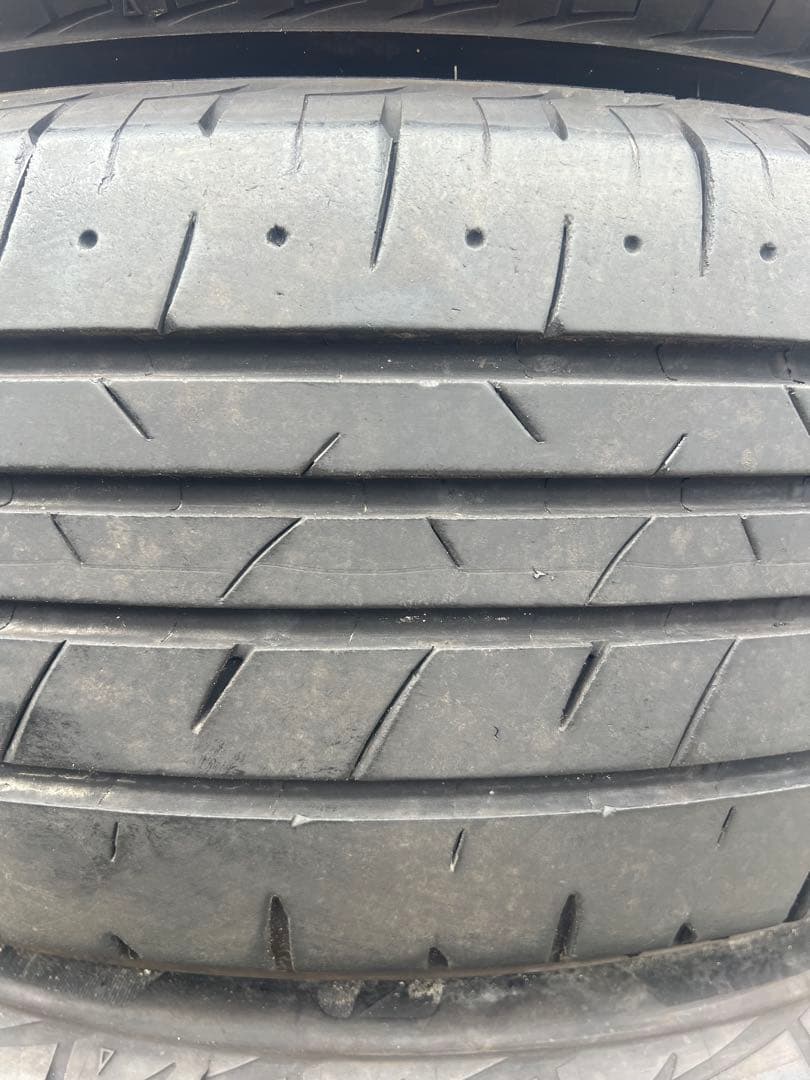 ブリヂストン　プレイズ　px-rv2 215/60r17 21年製