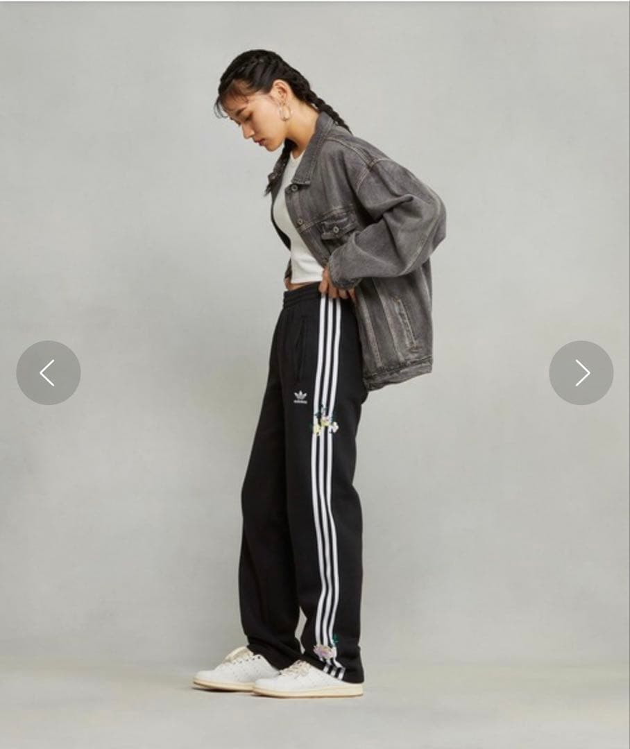 antifreeze70 ☆。.:＊・゜adidas 刺しゅう入りパンツ