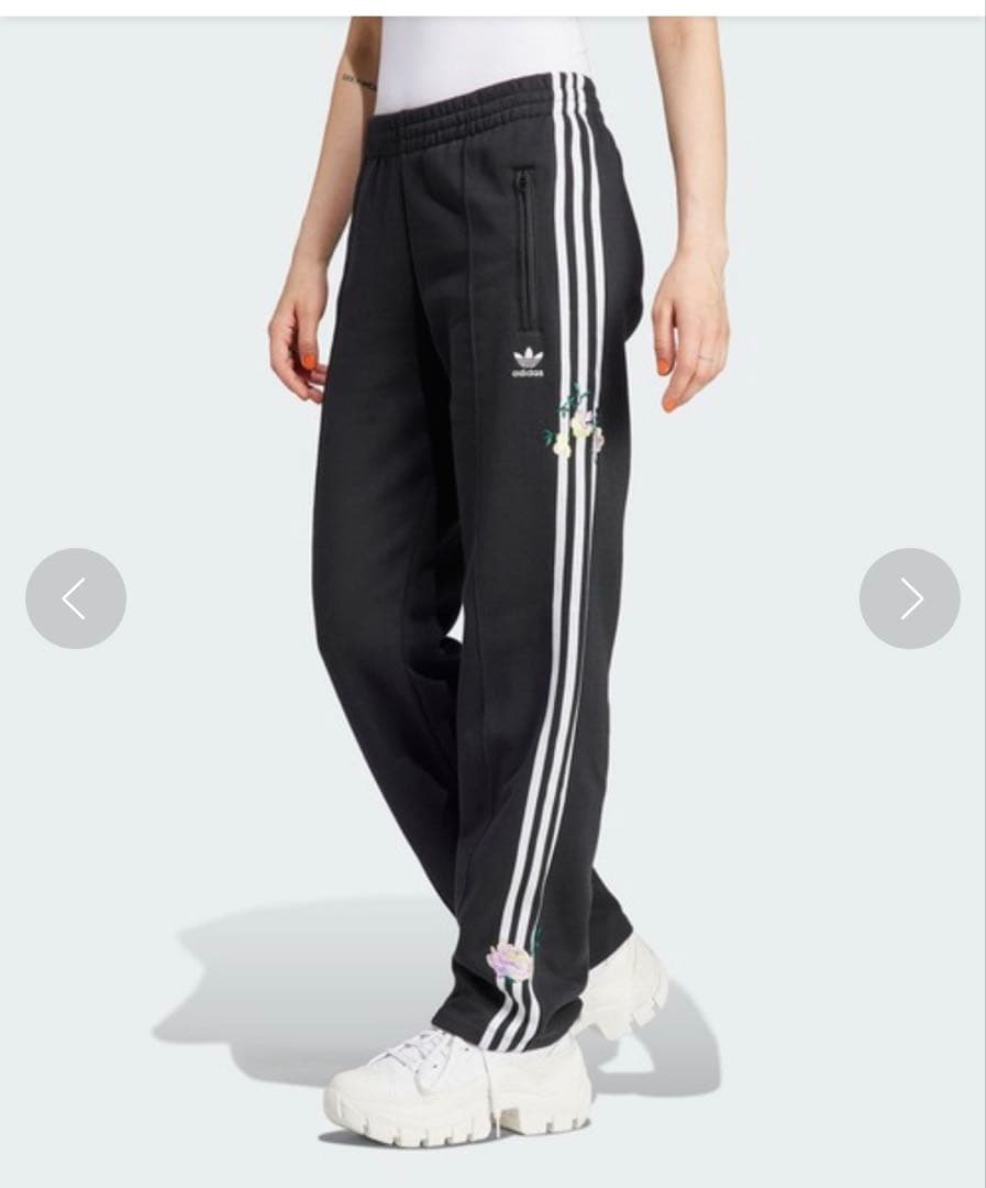 antifreeze70 ☆。.:＊・゜adidas 刺しゅう入りパンツ