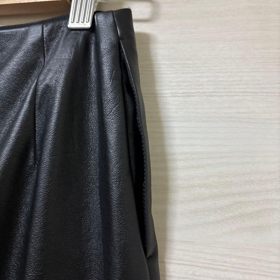 【Demi-Luxe BEAMS】美シルエット フェイクレザーロングスカート