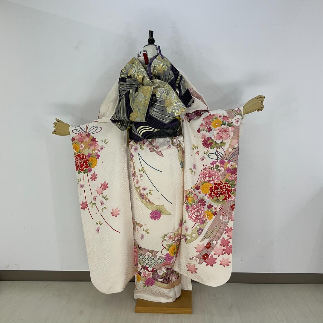 お振袖フルセット　7点セット　白　薬玉　M～Lサイズ　正絹　美品