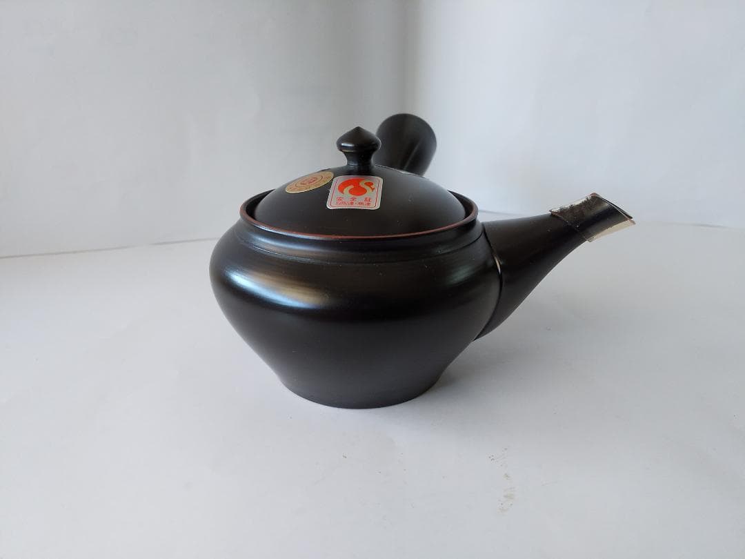 常滑焼 光松陶園 手造り 急須 常滑 土瓶 茶器 新品 未使用 です。