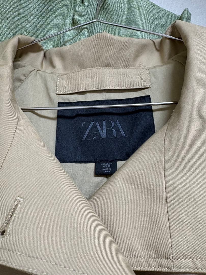 【ZARA】ショート丈ハイネックトレンチコートZW COLLECTION