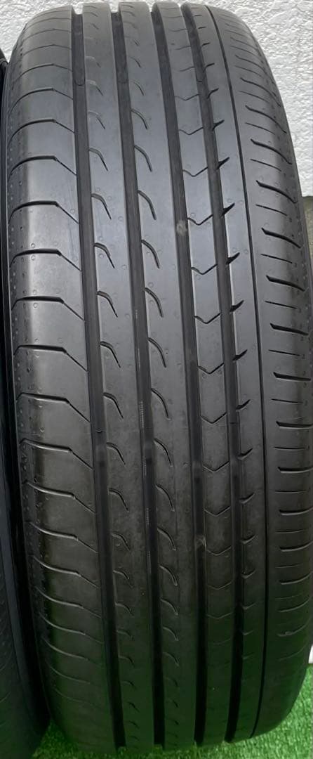 195/60 R16、YOKOHAMA BluEarth-RV03 ４本