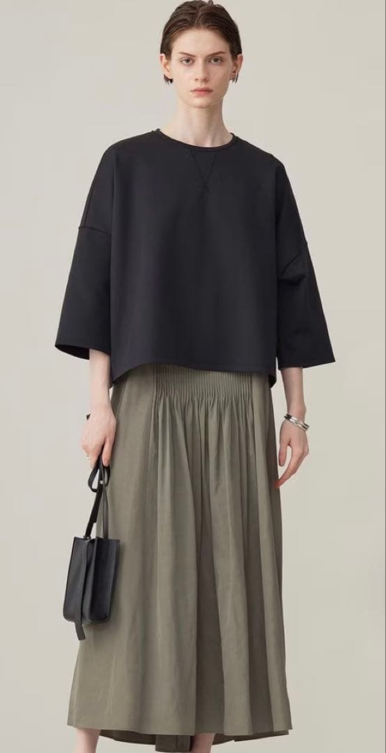 ICB 新品 ロングスカート 44サイズ　（オンワード樫山）新品✨