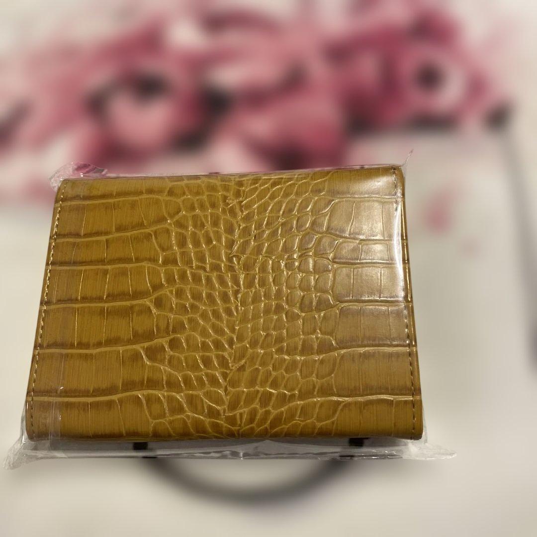 新品【菊の紋章入り】2つ折り財布