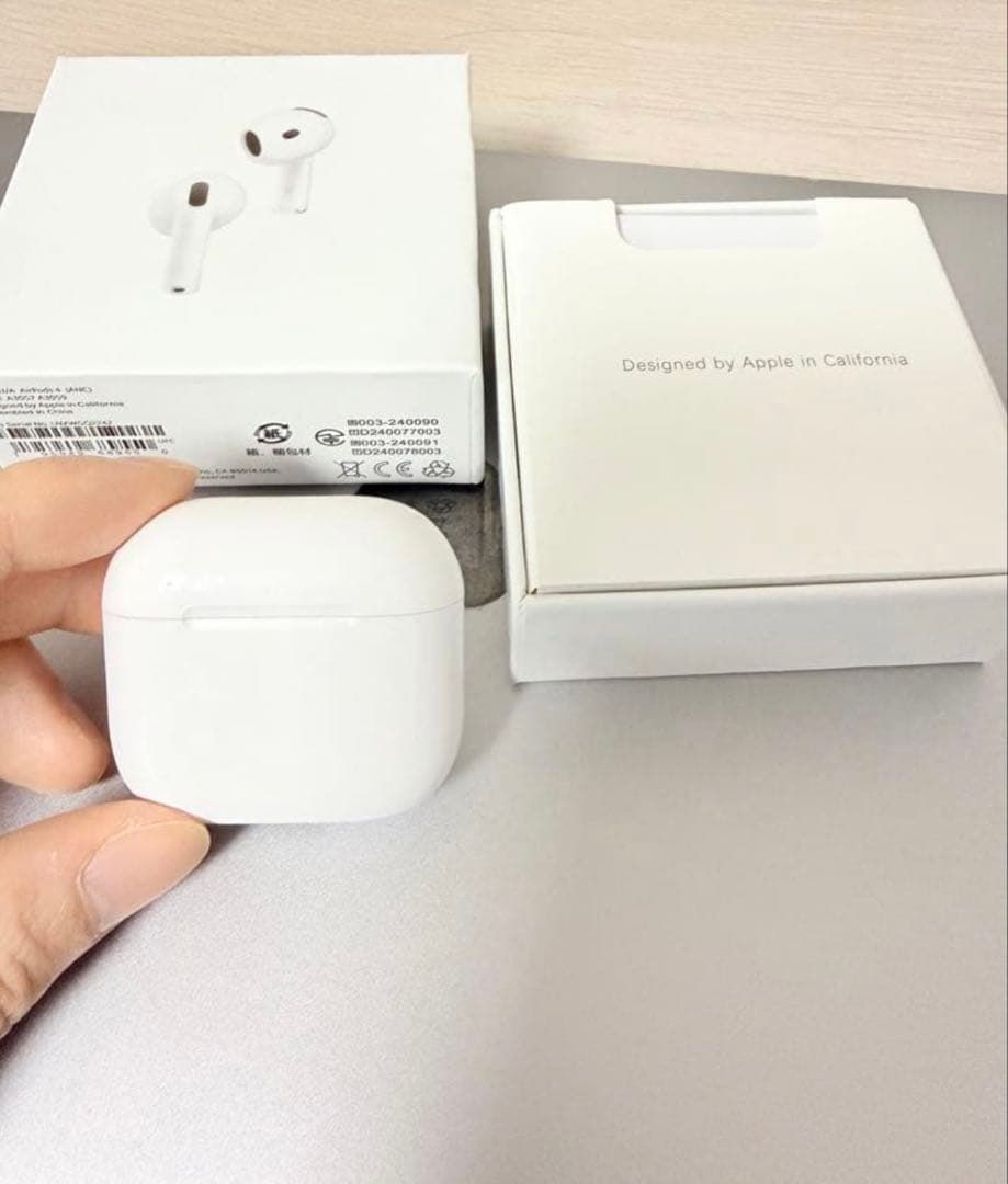 Apple AirPods 4 (ANC) 本体 ホワイト