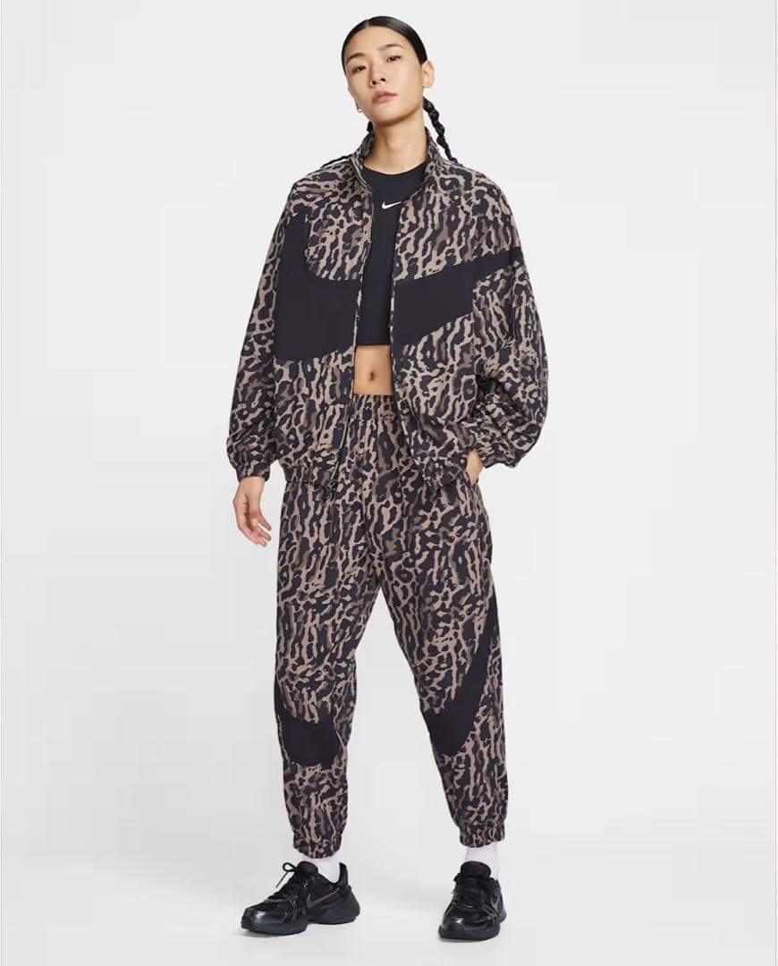 Nike ヒョウ柄 ウィンドブレーカー Mサイズ