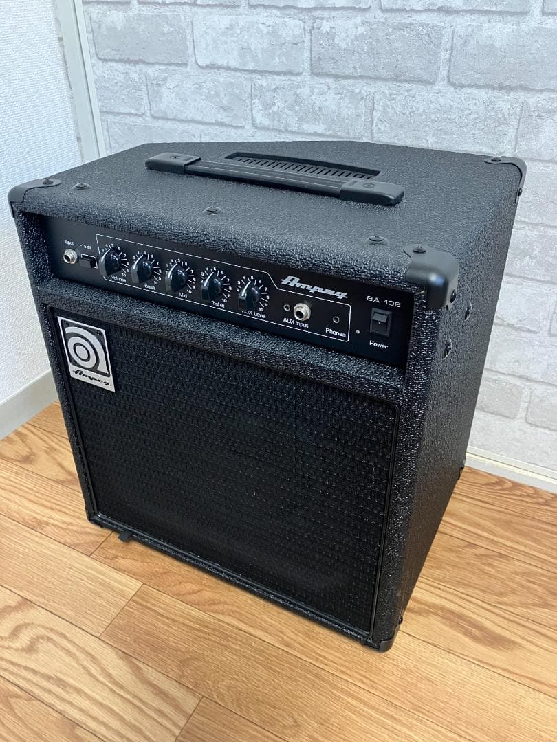 ★☆【極美品】AMPEG（アンペグ）ベースアンプ BA-108 V2☆★
