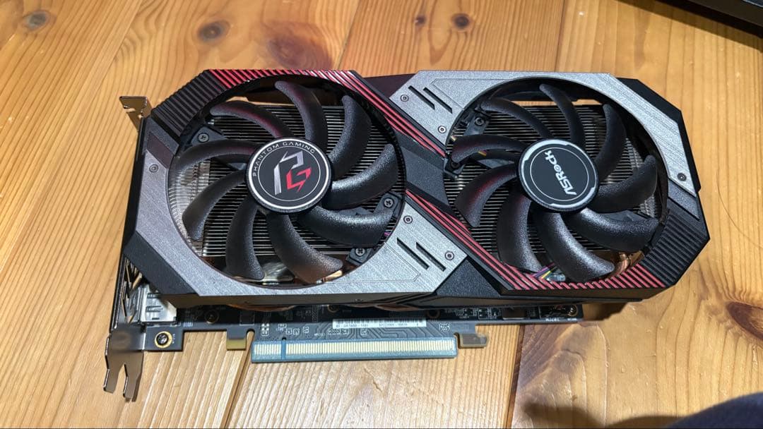 グラフィックボード・グラボ・ビデオカード ASRock RX5600XT 6GB