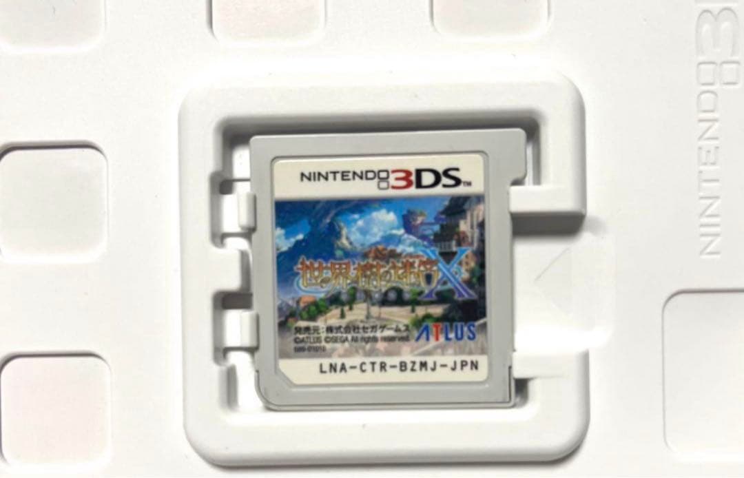 Nintendo3DS ゲームソフト　世界樹の迷宮X cross